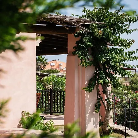 Agosto - Piscina Privata Villa Stintino