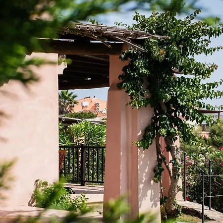 Agosto - Piscina Privata Villa Stintino