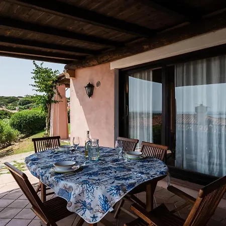 Agosto - Piscina Privata Villa Stintino